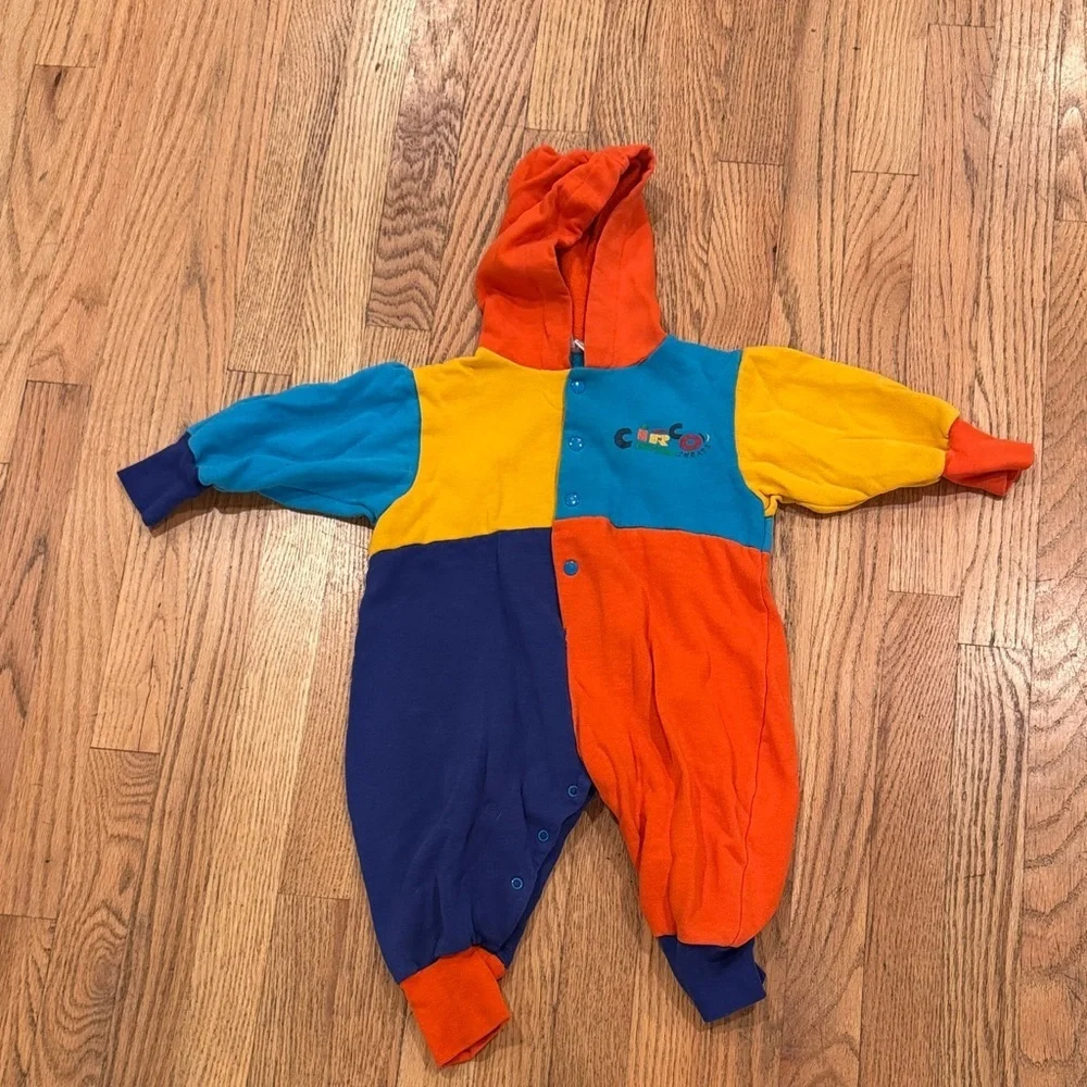 Circo Multicolor Kids One Piece Footie Size: 24 months